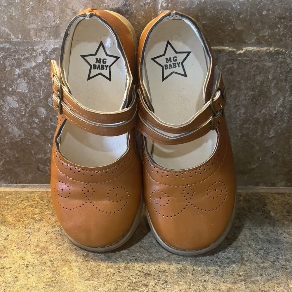Unbranded soft sandals